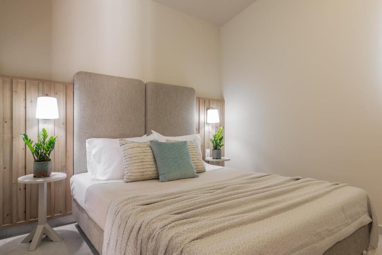 Milk And Honey Residence Romírion Екстериор снимка
