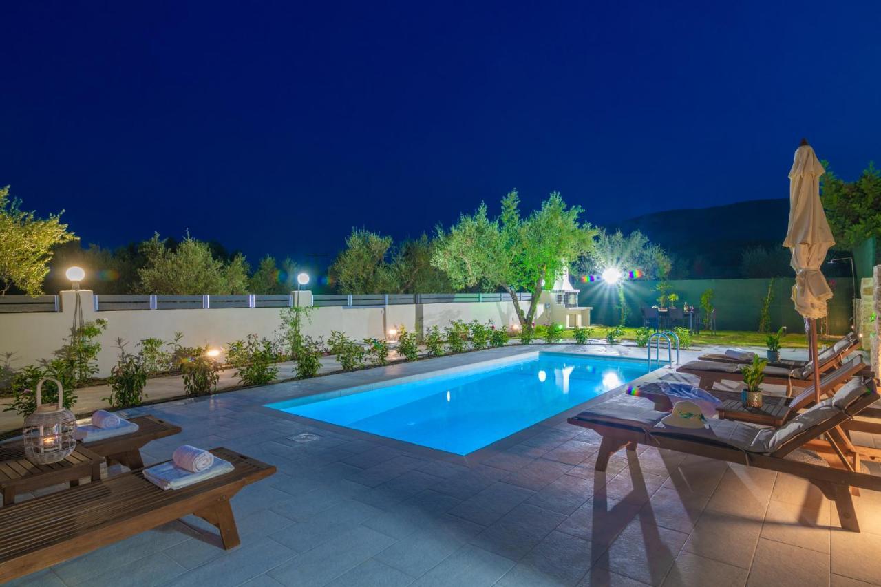 Milk And Honey Residence Romírion Екстериор снимка
