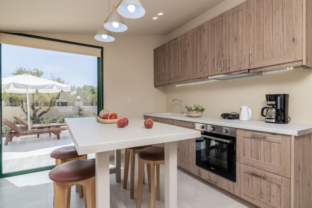 Milk And Honey Residence Romírion Екстериор снимка