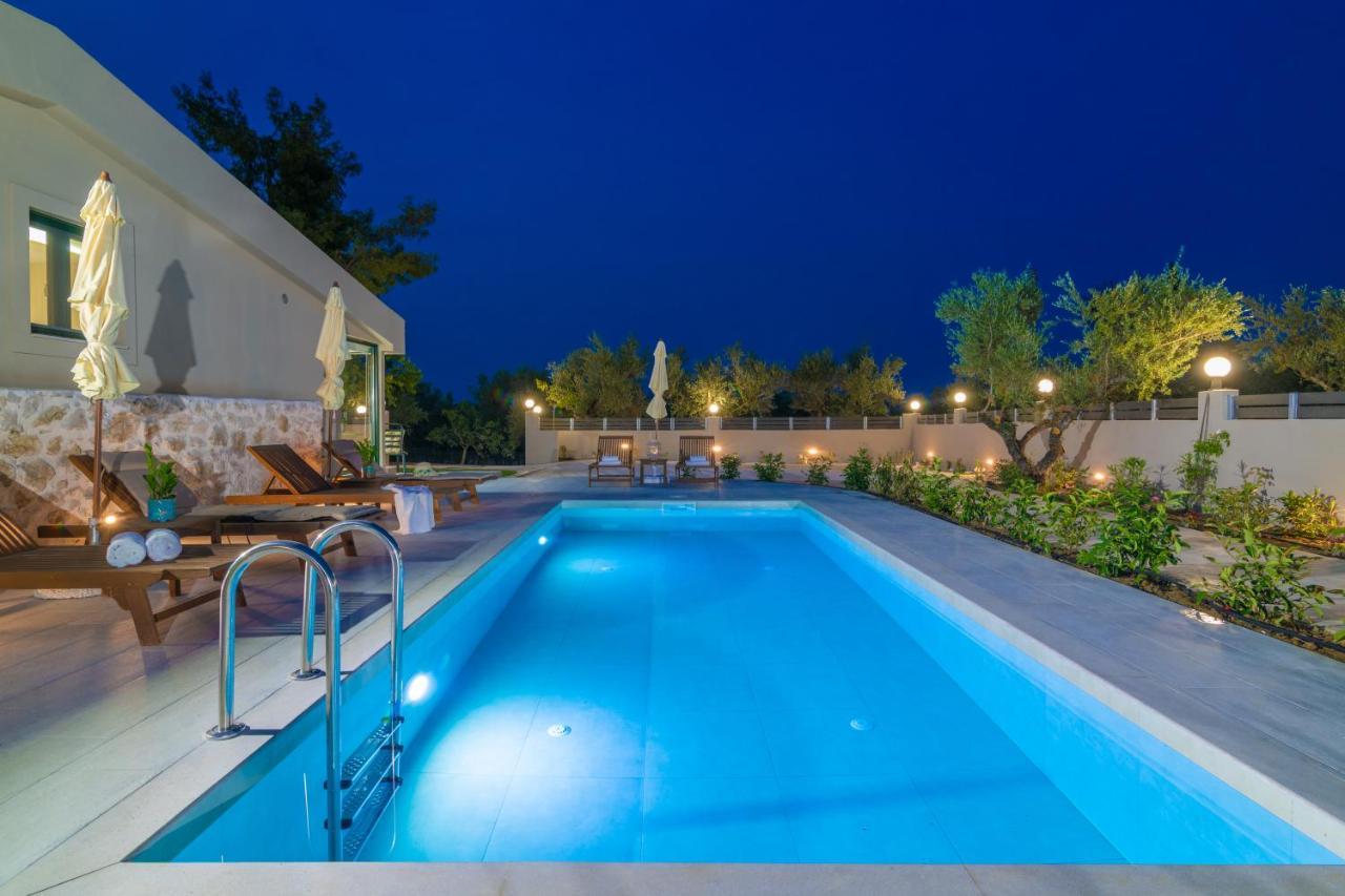 Milk And Honey Residence Romírion Екстериор снимка